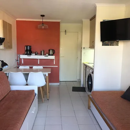A Cap Esterel Village Pierre Et Piscines Et Parking Inclus