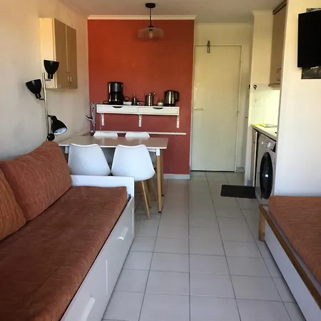 A Cap Esterel Village Pierre Et Quartier Belvedere Piscines Et Parking Inclus Apartment Saint-Raphael (Var)