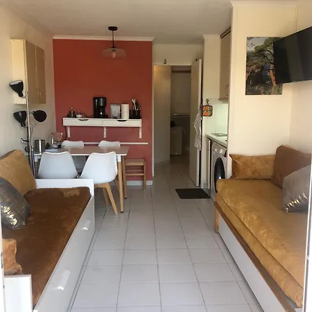 à Cap Estérel Agay- Village Pierre Et Quartier Belvédère Piscines Et Parking Inclus Apartamento *