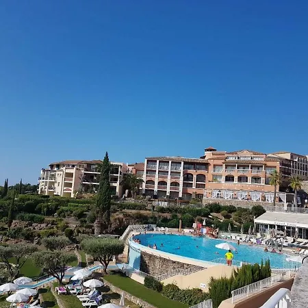 Apartamento à Cap Estérel Agay- Village Pierre Et Quartier Belvédère Piscines Et Parking Inclus *