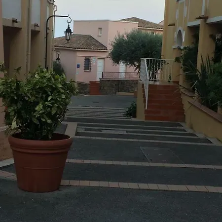 A Cap Esterel Village Pierre Et Piscines Et Parking Inclus Apartment *