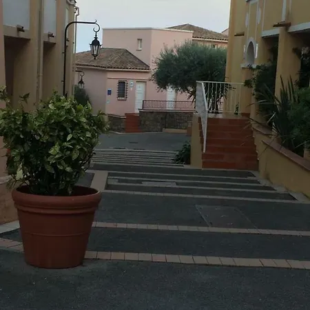 A Cap Esterel Village Pierre Et Quartier Belvedere Piscines Et Parking Inclus Apartment *