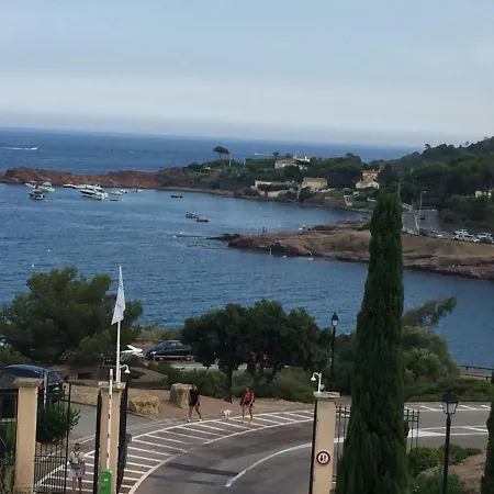 à Cap Estérel Agay- Village Pierre Et Quartier Belvédère Piscines Et Parking Inclus * Saint-Raphaël
