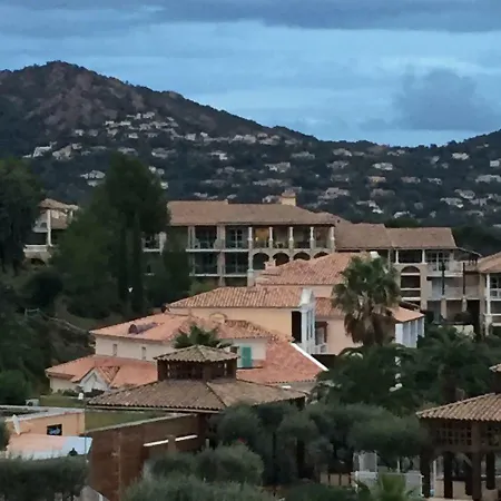 A Cap Esterel Village Pierre Et Quartier Belvedere Piscines Et Parking Inclus Saint-Raphael (Var)